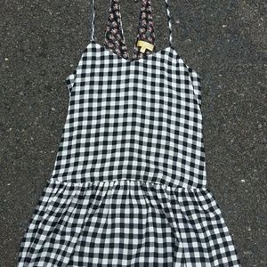 NEW LADIES MEDIUM VERA WANG DRESS